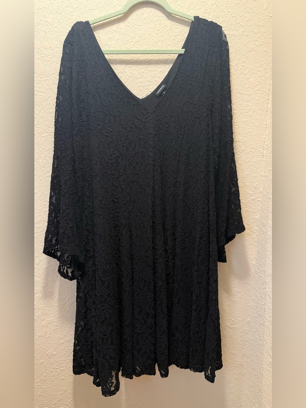 Like New, Torrid Black Lace V-Neck Women’s Dress
